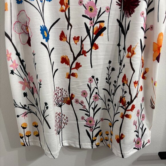 NWOT Floral Tank Top - Picture 4 of 9